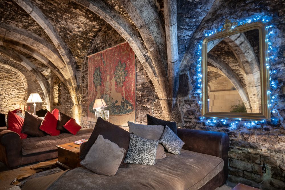 Hôtel Abbaye de Maizières® BEAUNE - SITE OFFICIEL
